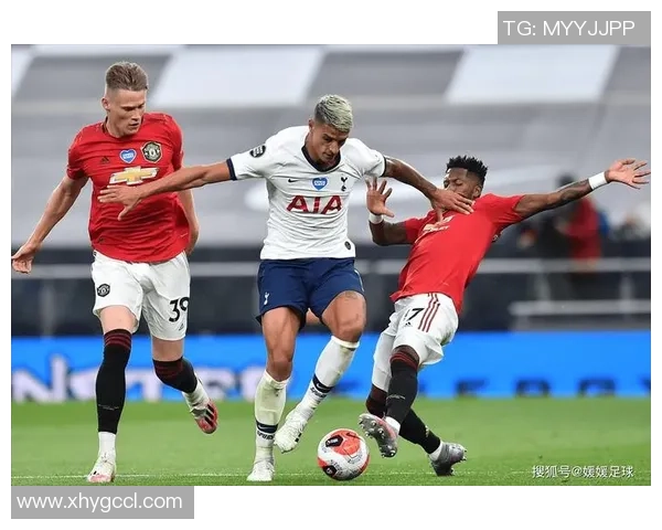 利物浦与曼城激战回顾:历史交锋数据与精彩瞬间分析 利物浦与曼城激战回顾:历史交锋数据与精彩瞬间分析