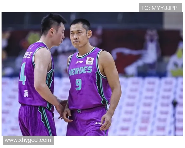 张庆鹏:从篮球场上的拼搏者到生活中的追梦人 张庆鹏:从篮球场上的拼搏者到生活中的追梦人